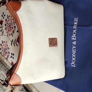 Dooney and bourke purse